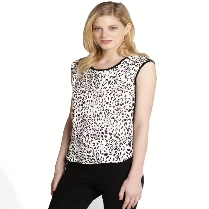Chic White Animal Print Viscose Top