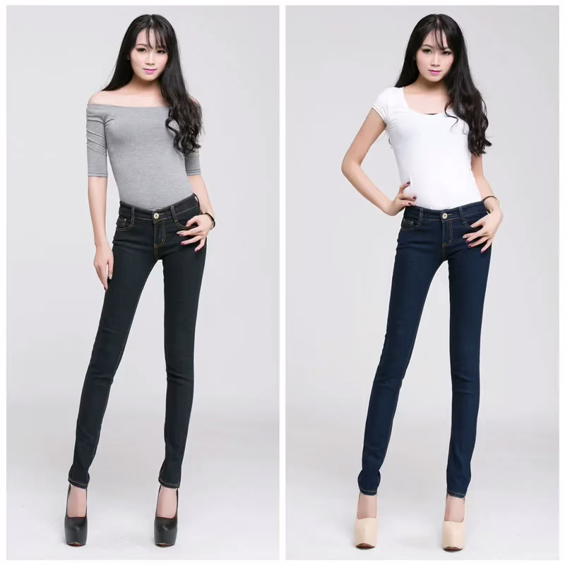 Eye-Catching Blue & Black Women Jeans - Image 2