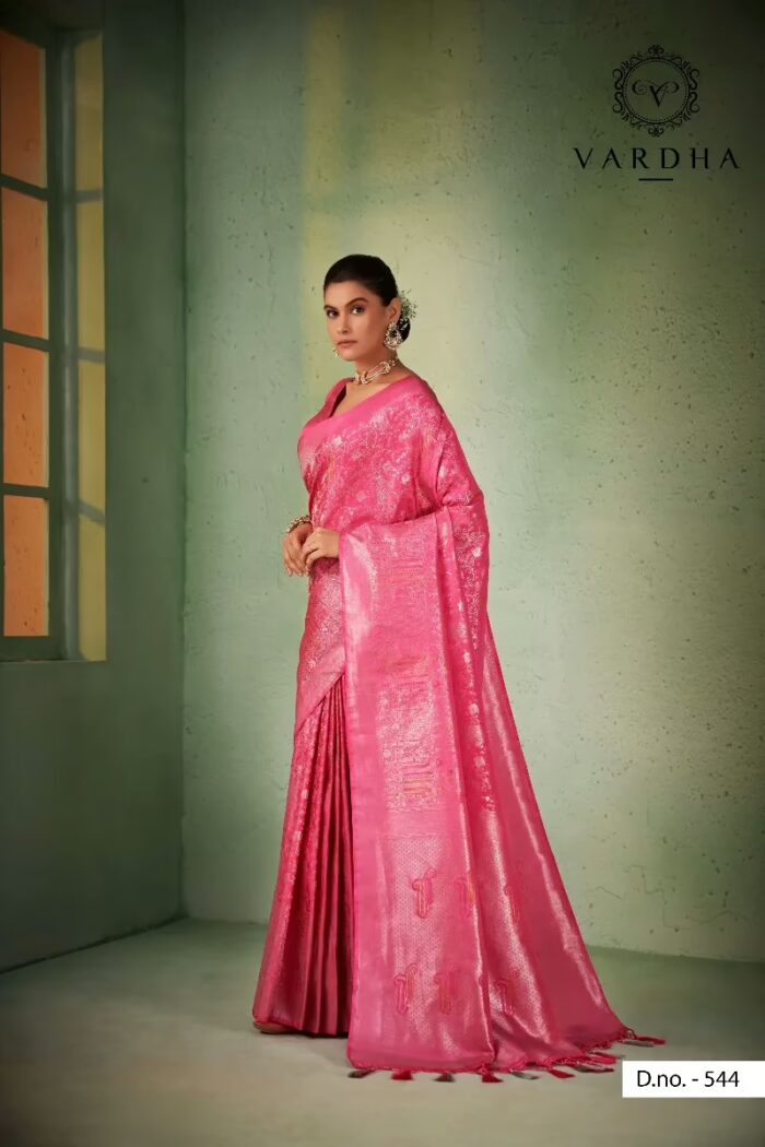 Aksha Zari Pink Women Saree