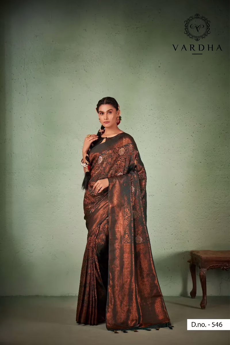Anvaya Green Zari Women Saree