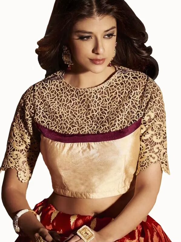Club Art Decor Designer Maroon Saree With Pure Natural Fabrics