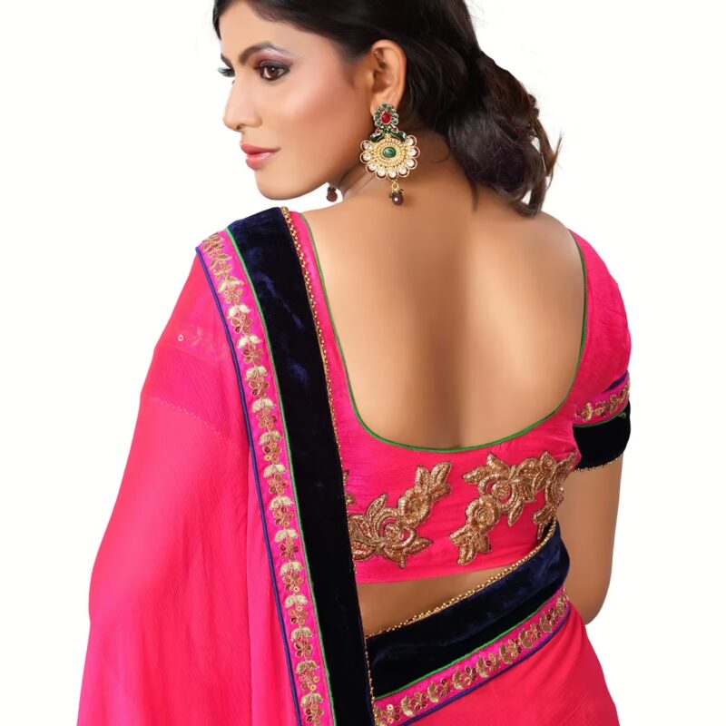 Akriti Grey & Pink Traditional Saree With Matching Blouse Piece