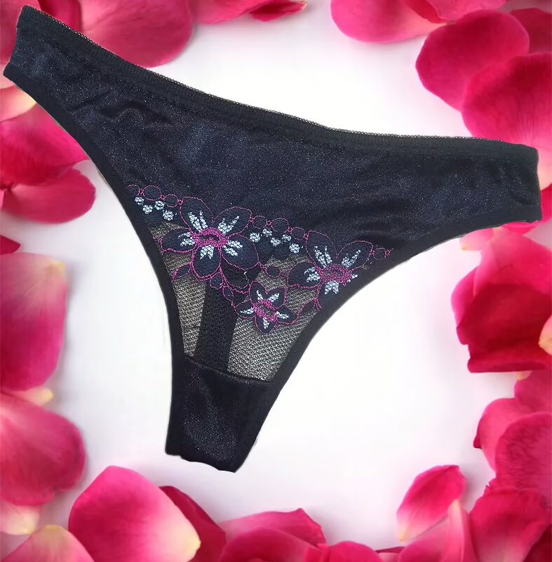 Mesmerizing Black Thread Work Tanga Thong