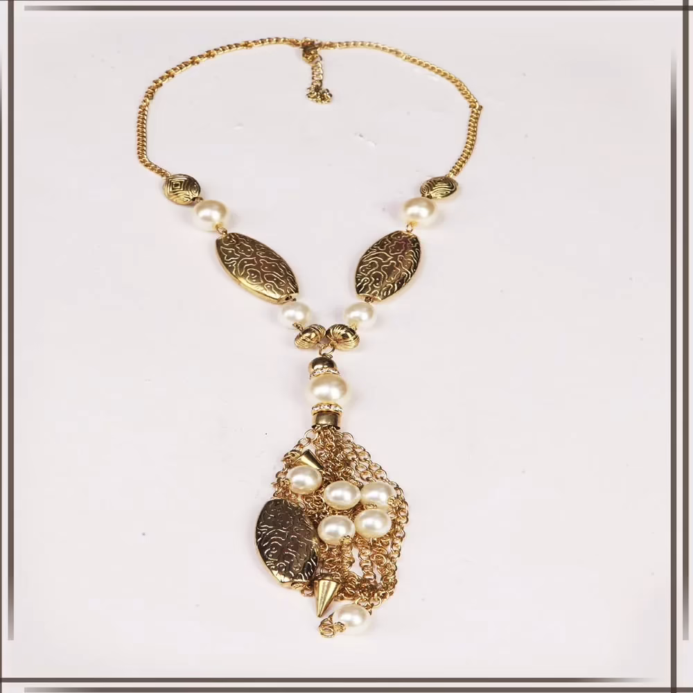 Pazaar Golden & Off-white Metal Festival Necklace - Image 2