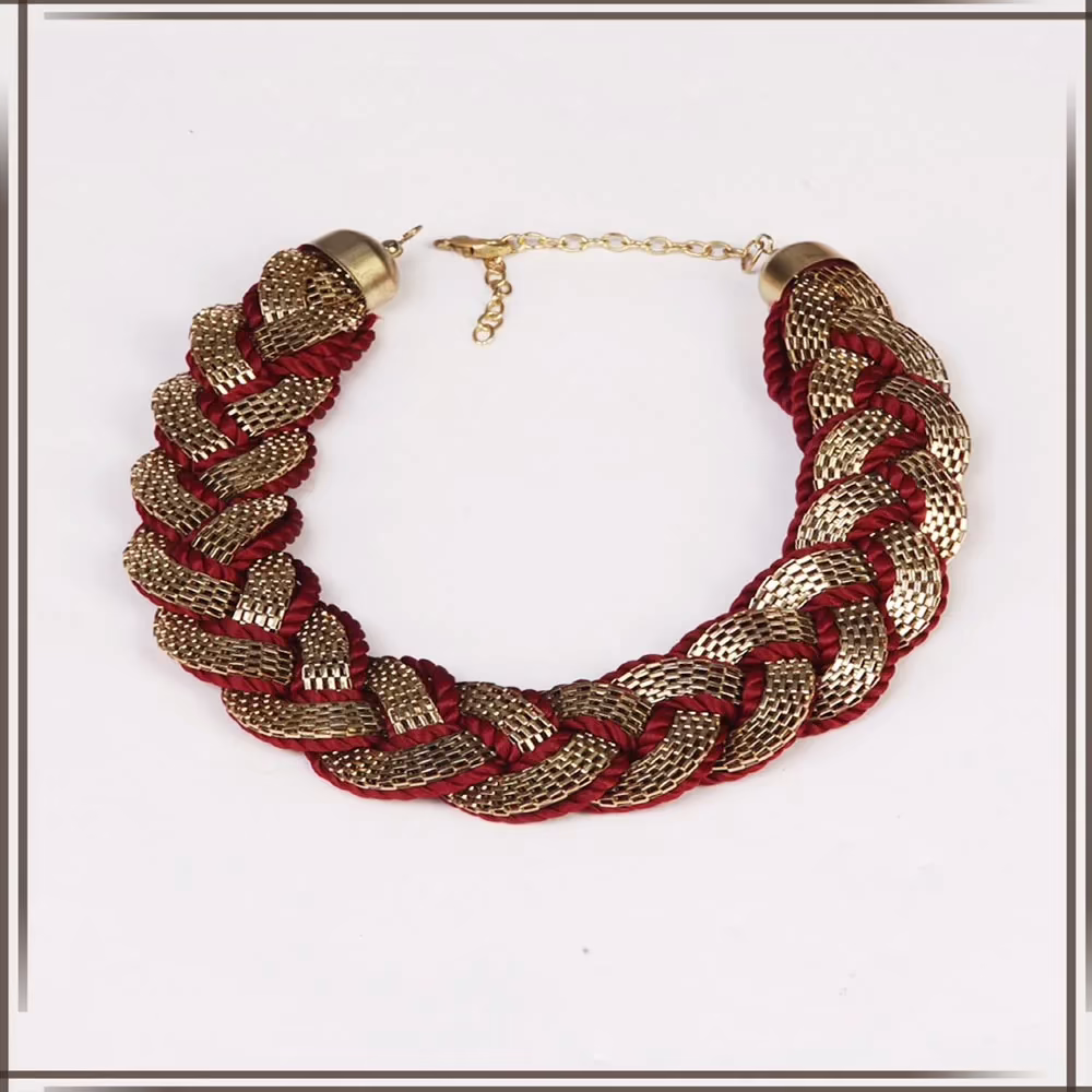 Pazaar Golden and Persian Red Metal Festival Necklace - Image 2