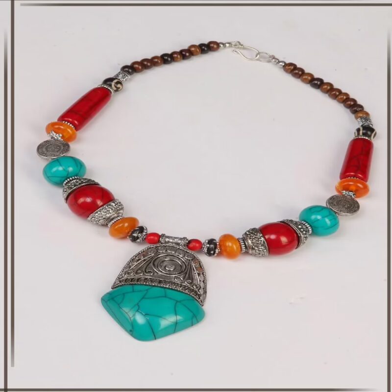 Pazaar Golden Metal Festival Necklace