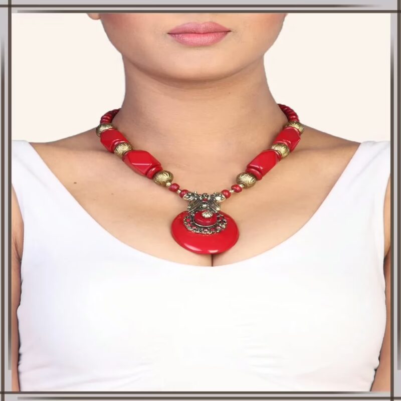 Pazaar Golden & Rose-madder Red Metal Festival Necklace