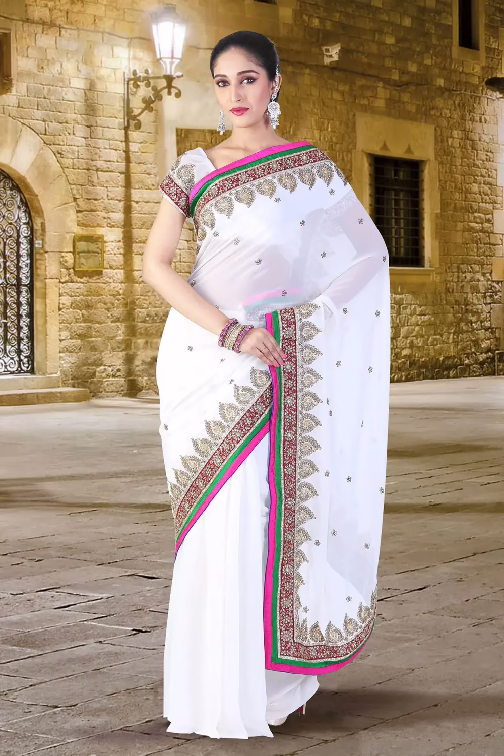 Pazaar Off-white Embroidered Party Saree With Zari Thread