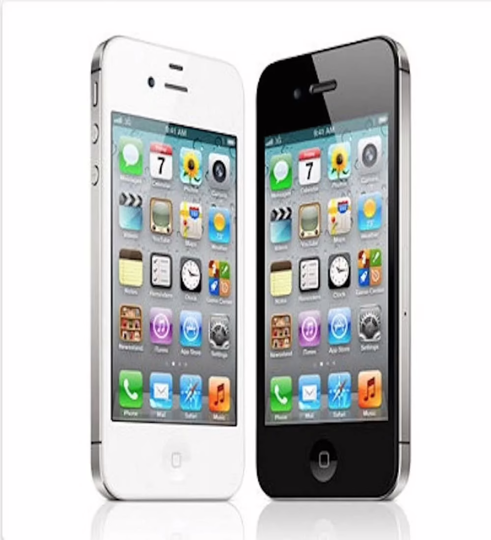 New Apple iPhone 4S 8GB Black/ White