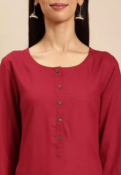 Classic Maroon Women Rayon Straight Kurti - Image 3
