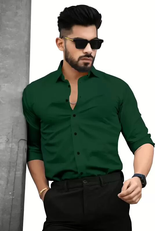 Men Green Regular Fit Solid Spread Collar Formal Shirt